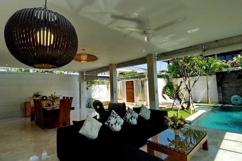 Villa Lumut 3 Bedrooms Central Seminyak Luaran gambar