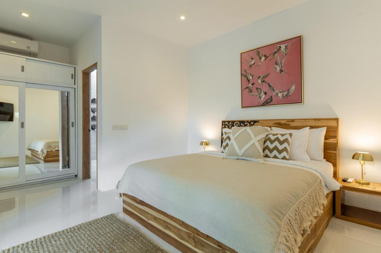 Villa Lumut 3 Bedrooms Central Seminyak Luaran gambar