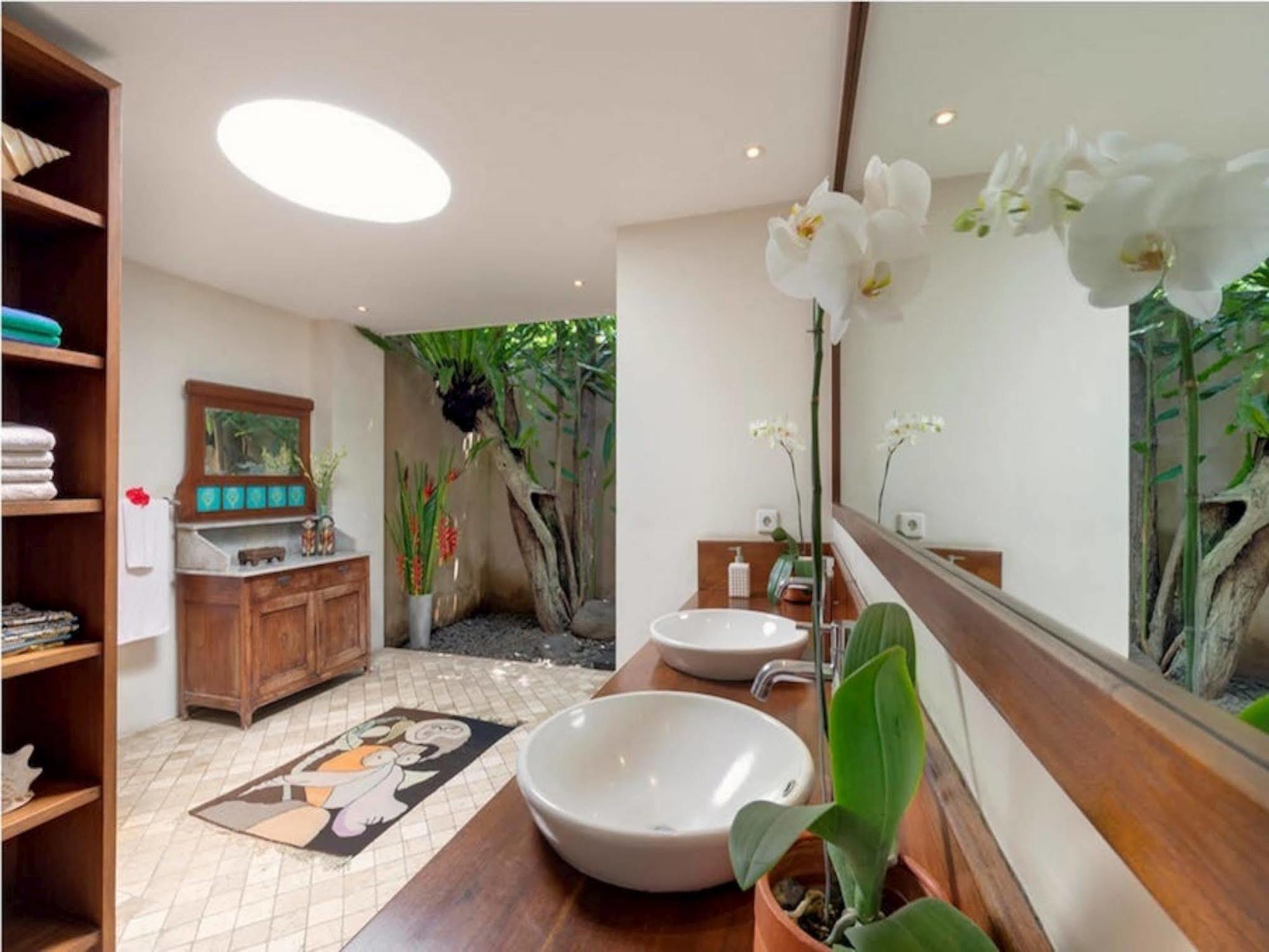 Villa Lumut 3 Bedrooms Central Seminyak Luaran gambar